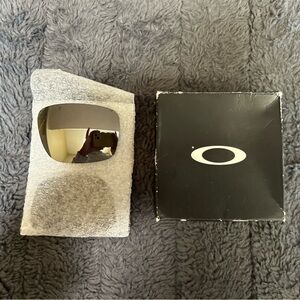 Oakley Mainlink XL Replacement Lenses – PRIZM Black Polarized (OO9264)